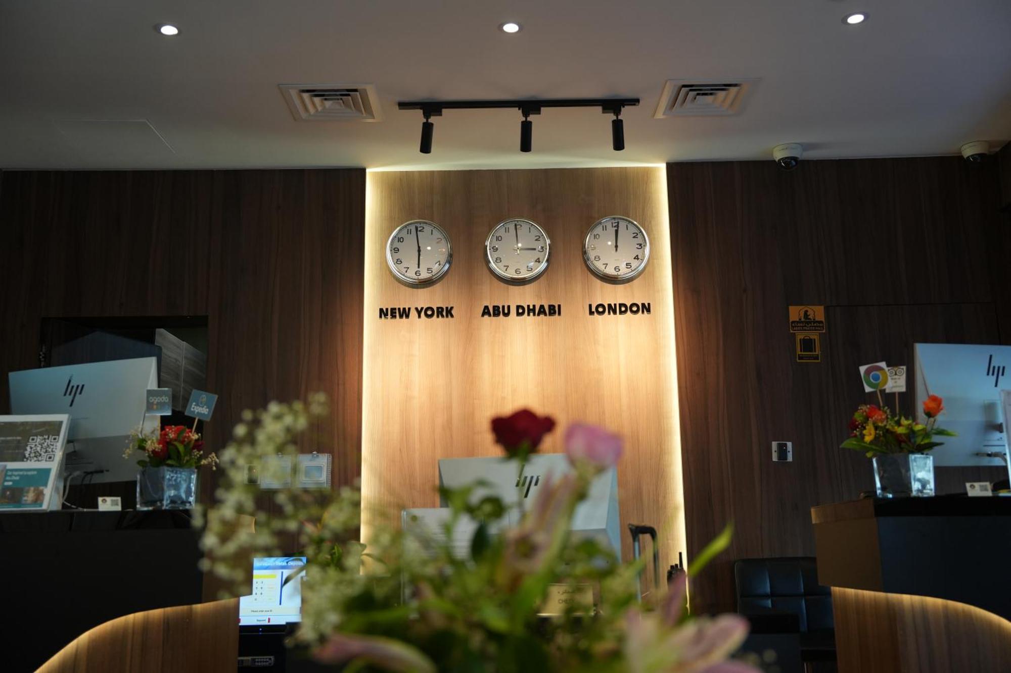 Ag Hotel Abu Dhabi Ngoại thất bức ảnh